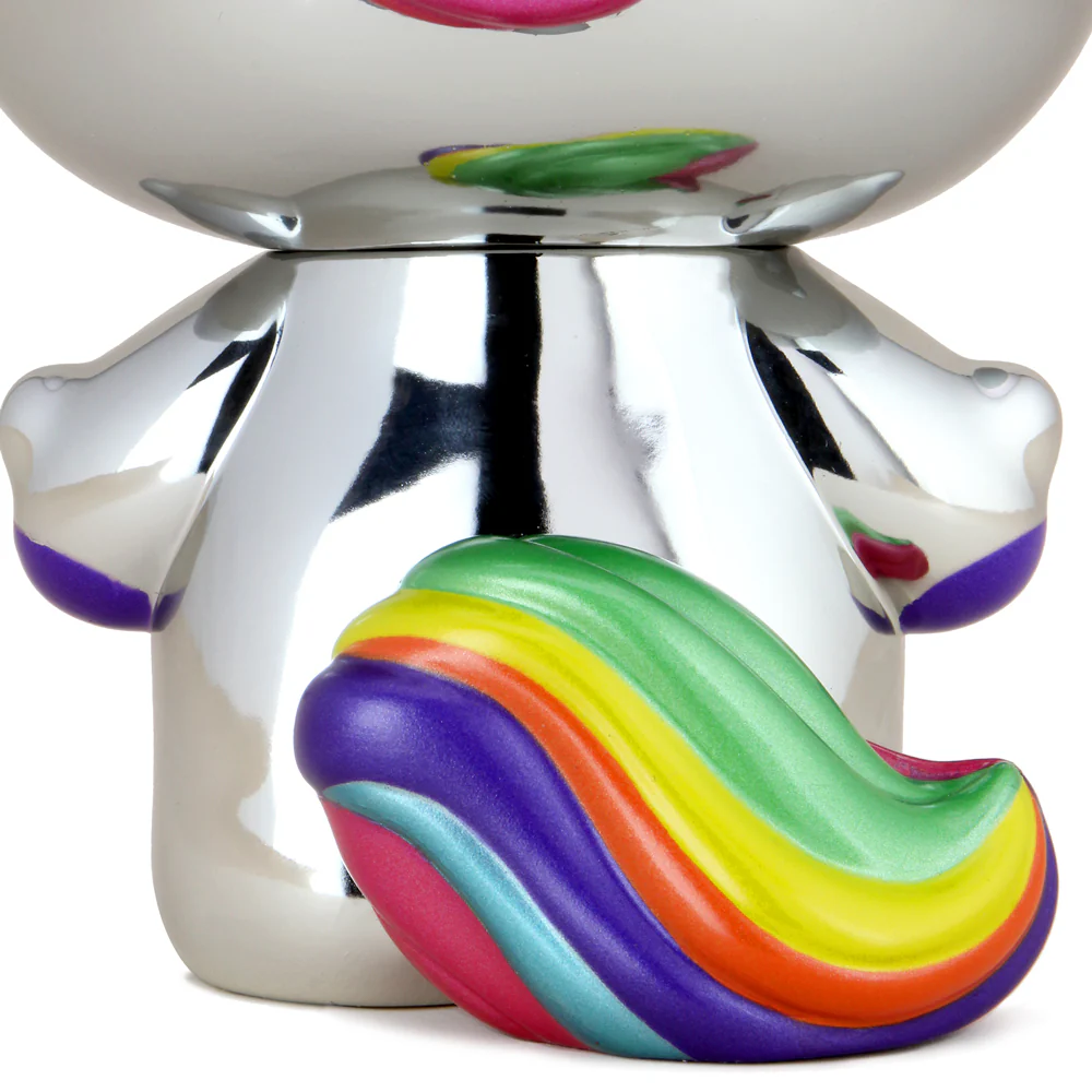 NYCC 2020: Hello Kitty® Unicorn 8" Vinyl Art Figure - NYCC Exclusive Chrome Edition (Limited Edition of 250) - Image 3