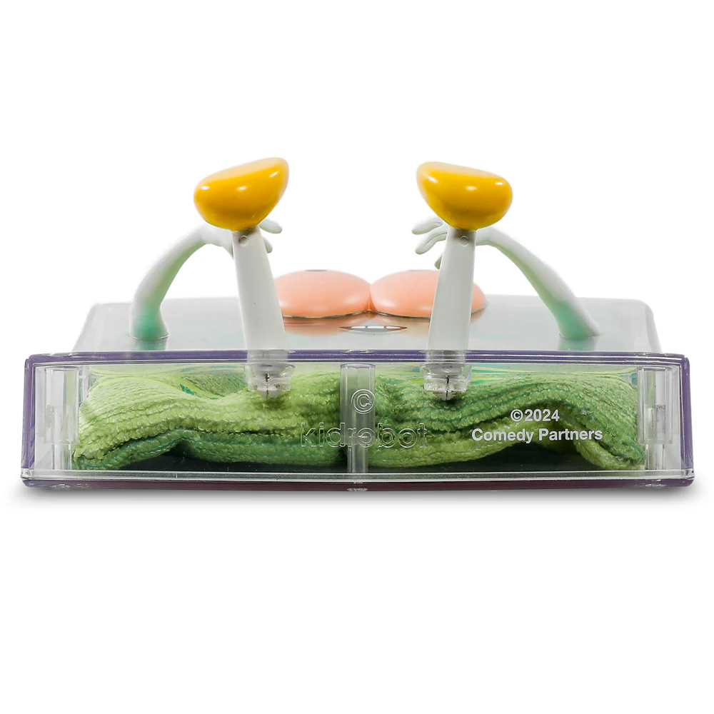South Park Stoned Towelie with Pipe Glow-in-the-Dark Pot Leaf 8” Art Figure - 420 Edition - SOLD OUT - Image 12